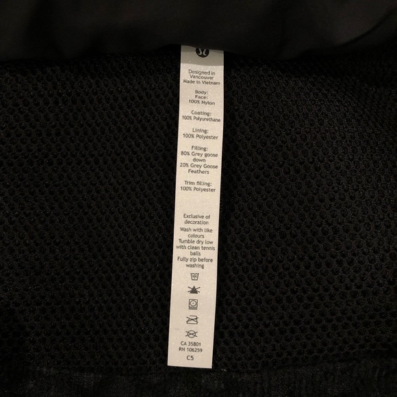 Lululemon Sleet Street Vest - Picture 3 of 3